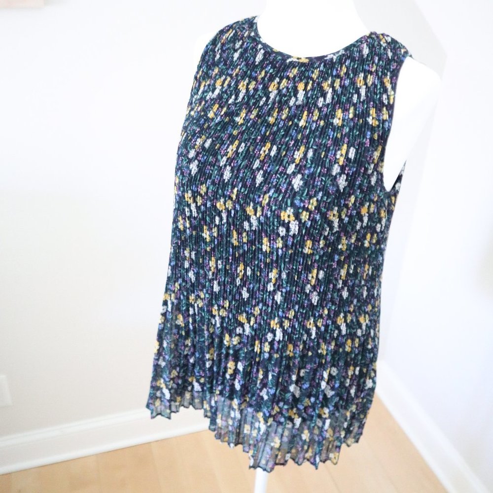 Halogen Sleeveless Floral Pleat Top XS